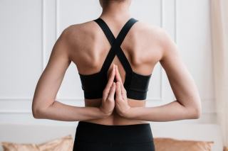 Mal de dos : causes, exercices et traitements pour soulager
